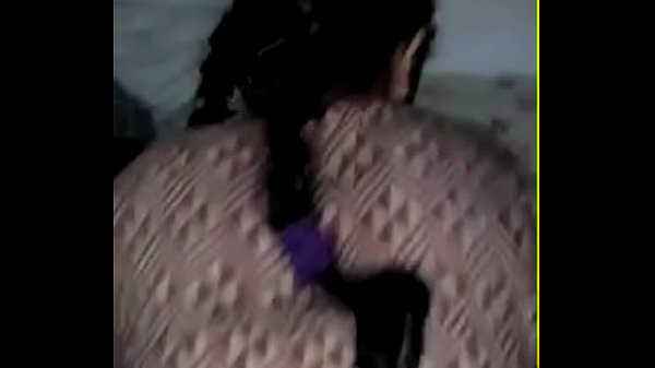 स्लिम फिगर साली की चुदाई घोड़ी बना के