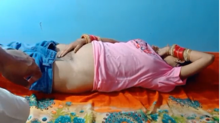 बिहारी गोरी भाभी को खूब चोदा अकेले मे