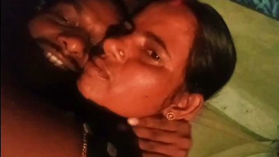 बीबी की पति के साथ मस्त इंडियन चुदाई का मज़ा (देसी चोदा चोदी)