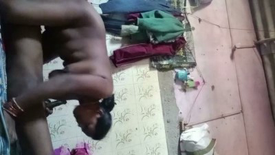 देसी वीडियो: देहाती भाभी की चूत चाट कर देवर ने चुदाई की – फॅमिली सेक्स