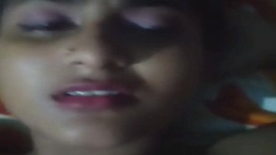 देसी वीडियो: खूबसूरत बीबी को पति ने अपने मोठे लुंड से छोड़ा – देसी बफ