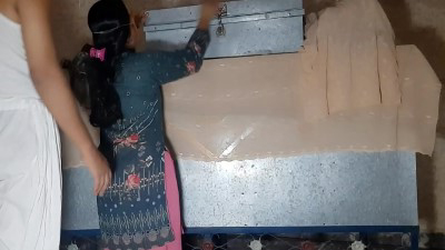 सेक्सी मालकिन को किरायेदार ने कुटिया बना कर छोड़ा – इंडियन बफ (देसी चोदा चोदी)