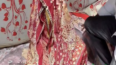 देसी वीडियो: सुहागरात पर दुल्हन से पहली चुदाई मस्ती वीडियो – देसी बफ